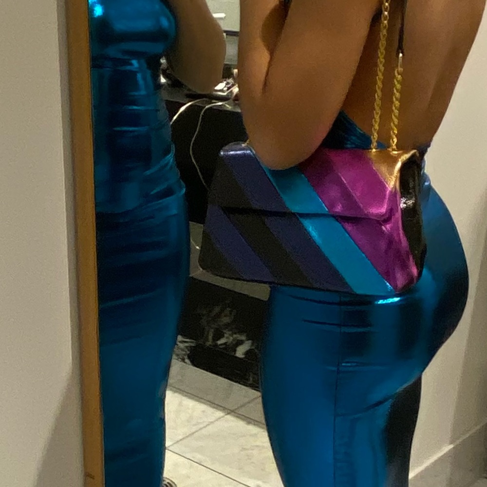 Metallic multicolor bag. - Picture 4 of 4